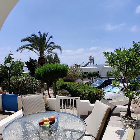 Lovely 1-Bedroom Unit @ Fabulous Location Paphos Buitenkant foto
