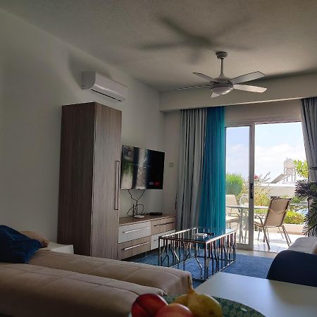 Lovely 1-Bedroom Unit @ Fabulous Location Paphos Buitenkant foto