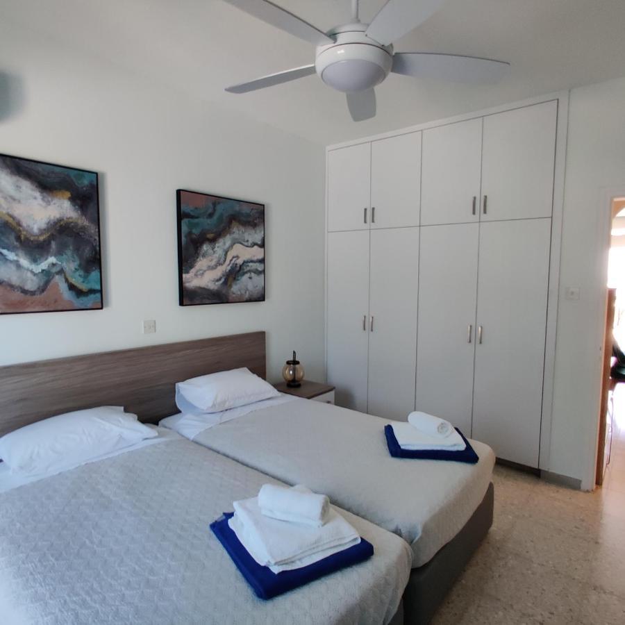 Lovely 1-Bedroom Unit @ Fabulous Location Paphos Buitenkant foto